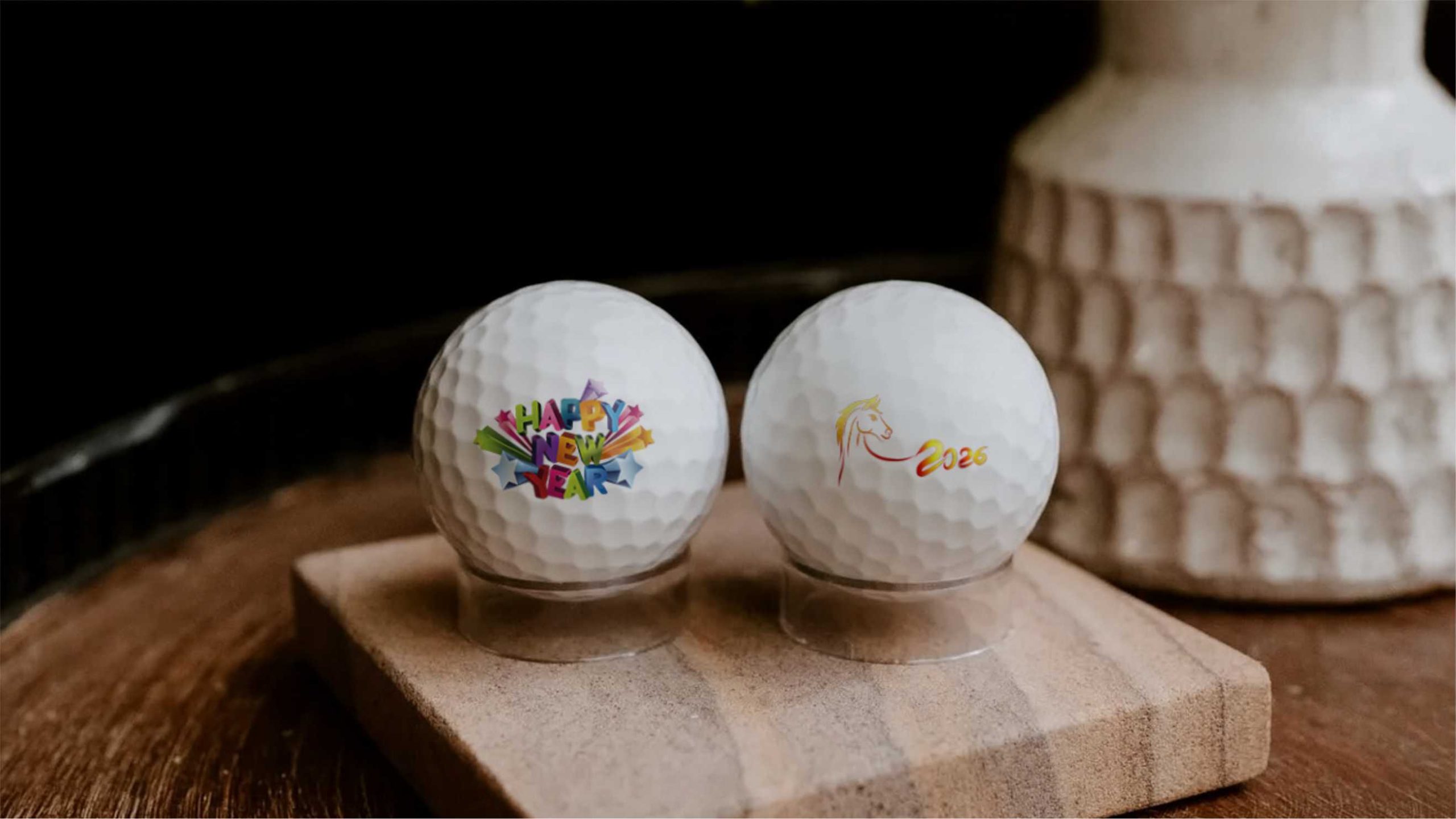 In Logo Lên Bóng Golf – Giải Pháp Quà Tặng Cao Cấp