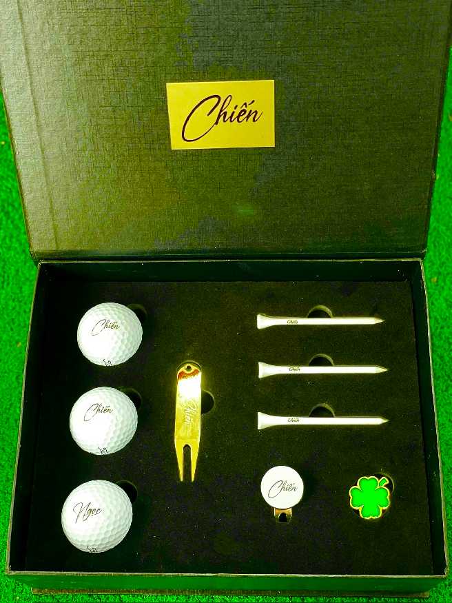 SET QUÀ GOLF CAO CẤP CG005 TĂNG BẠN ĐẶC BIỆT